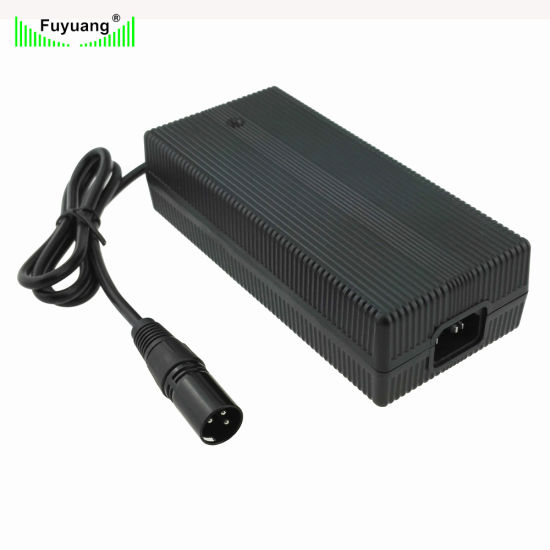 Ładowarka samochodowa do akumulatorów 14.6V 10A 12V
