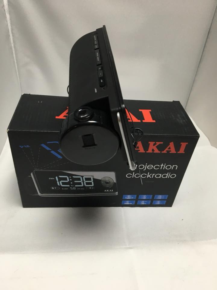 Radio budzik cyfrowy z projektorem AKAI AR270P