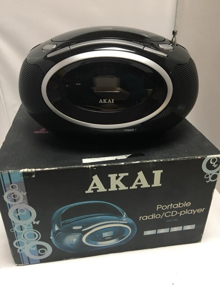 AKAI APRC7BK Przenośne radio / odtwarzacz CD - czarny