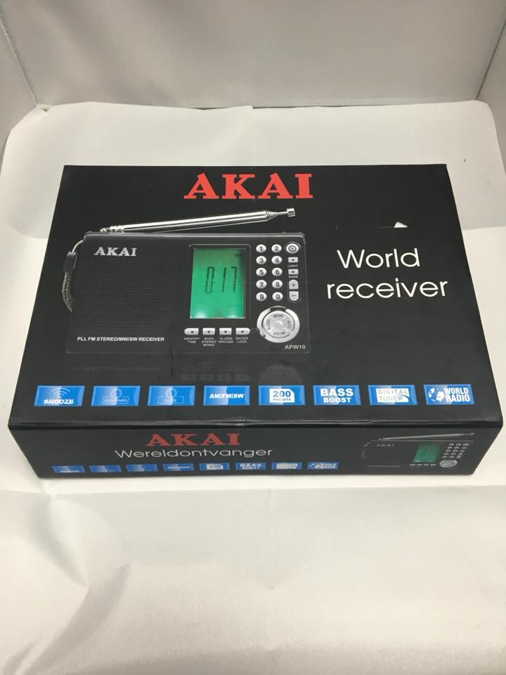 Akai APW10 odbiornik na całym świecie UKF/PLL tuner czarny