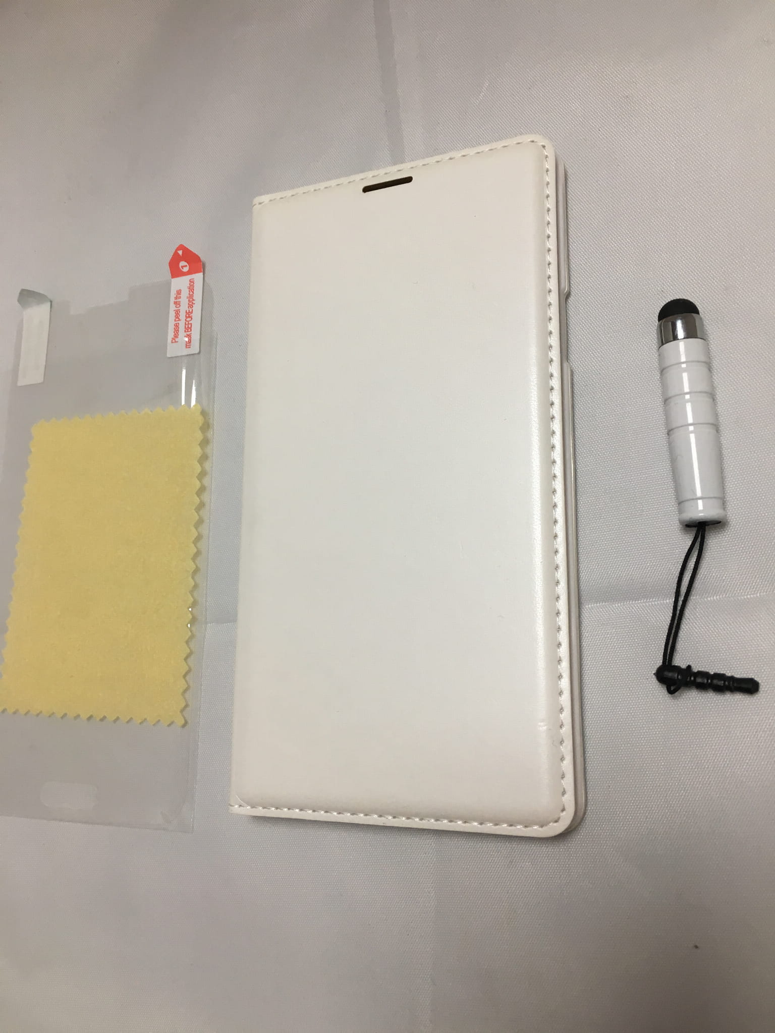 Etui futerał samsung galaxy S5 biały imitacja skóry