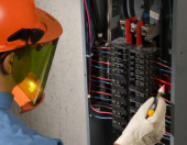 Bezkontaktowy tester detektor napięcia Fluke 2AC 200-1000VC ACV – zdjęcie 3