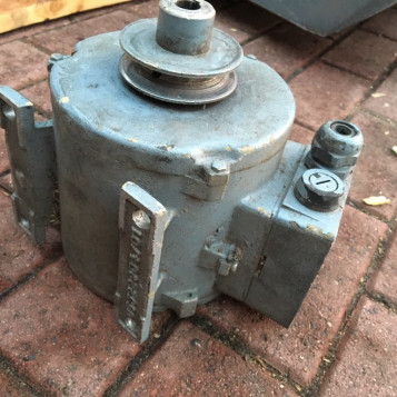 Silnik elektryczny Siemens 400W – stan: używany