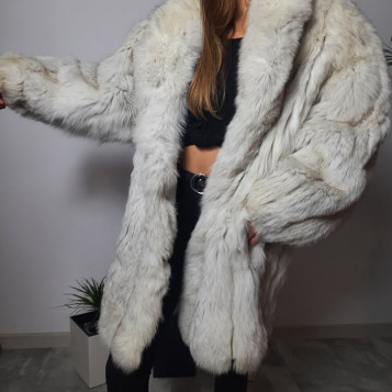 Damskie futro naturalne z białego lisa
