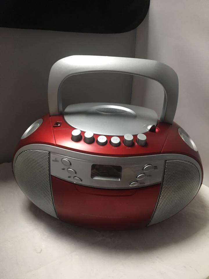 Radioodtwarzacz boombox kaseta płyta aux firmy Terris.Nowy