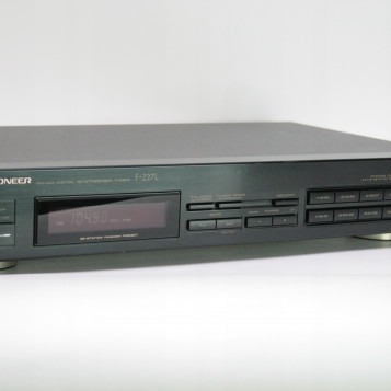 Wzmacniacz amplituner syntezatorowy Pioneer F-227