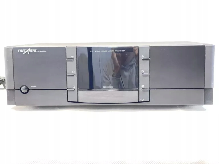 Magnetofon kasetowy Grundig FineArts CF1